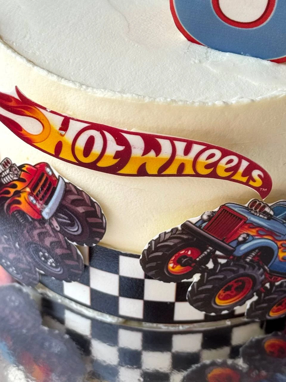 Торт "Hot wheels", изображение 3